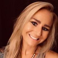 Vanessa (Nessa) Edwards