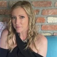 Lindsey Burkett