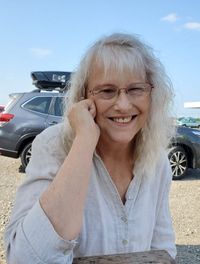 Teresa \"Teri\" Saunders