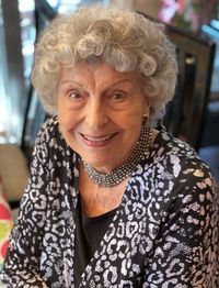 Leonora Decandido Bohlmann