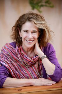 Caroline \"Cai\" Emmons