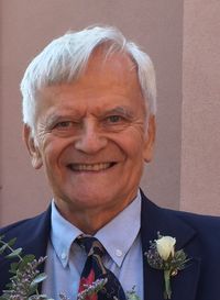 Robert \"Bob\" Gooch