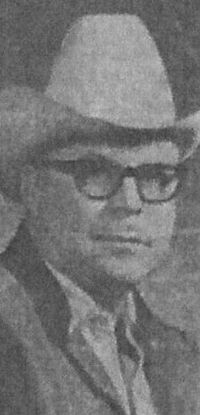 Albert \"\"Dean\"\" Davis