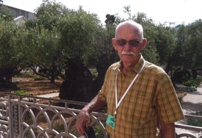 Robert \"Bob\" Sherriff