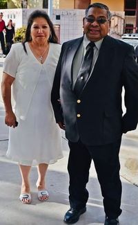 Robert \"Bob\" Gomez