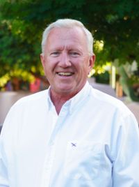 Robert \"Bob\" Treece