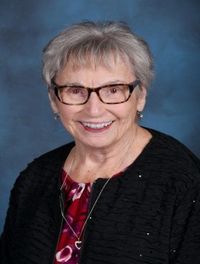 Peggy Bauer
