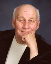 William \"Bill\" Holt