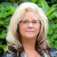 Donna Gunderson-Grazzini