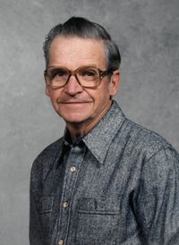 Clyde \"\"Bob\"\" Mullins