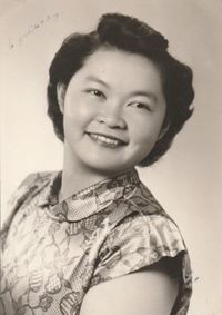 Midori Komoto