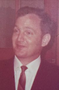 Kenneth \"\"Ken\"\" Williams