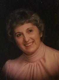 Violette \"Lola\" Poulopoulos