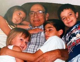 Wallace \"Velvil Ben Moshe\" Sloane