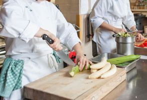 Robert \"Rob\" Schreyer