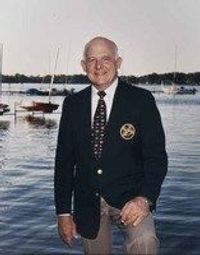 Robert \"Bob\" Puckey