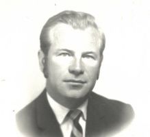 Robert \"Bob\" Lowensten