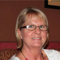 Pamela \"Pam\" Knight