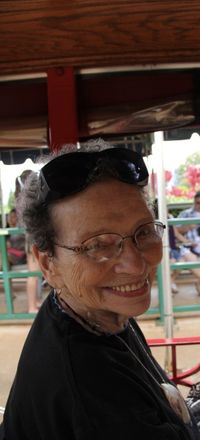 Rowena \"Rocki\" Malamud