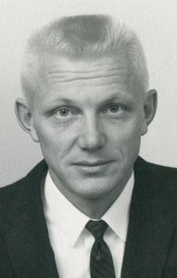 Richard \"Dick\" Heikkinen
