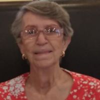 Deloris \"Dee\" Wills