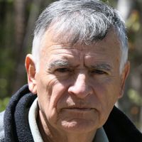 Gustavo \"Gus\" Carrera