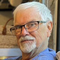 Robert \"Bob\" Towne