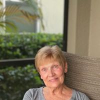 Sandra \"Sandy\" Mokros