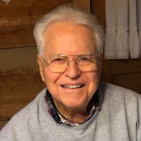 Farrell \"Mac\" McCullough