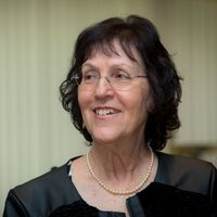 Lorraine Barak