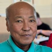 Flor \"More\" Pascua