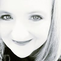 Kelly (Hall) O'Connell