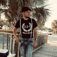 Michael \"Mike\" Shinn