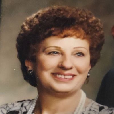 Lois Schoenike