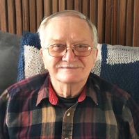 Robert \"Bob\" Kemple