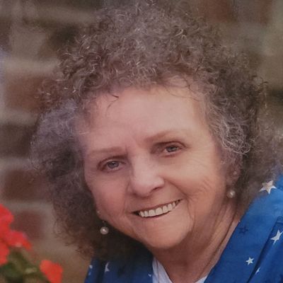 Wanda Ogg-Hooks