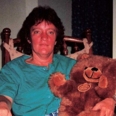 Mary Hasting
