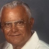 Diácono Héctor Colón