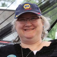 Michelle \"Chelle\" Wiederhoft