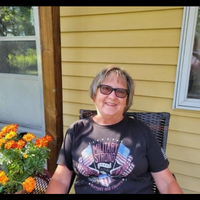 Christine "Chris" Zauner