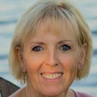 Sandra "Sandy" Hudson