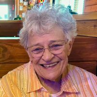 Elaine Klaenhammer (Pittelko)