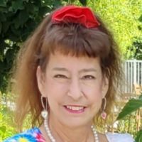 Cynthia (Vladyka) Wolchesky