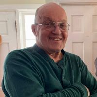 Robert \"Bob\" Burns