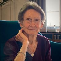 Nanie \"Nan\" Lindsay