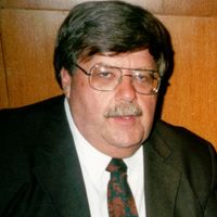 Thomas \"Tom\" Roark