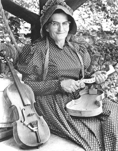 Violet Hensley
