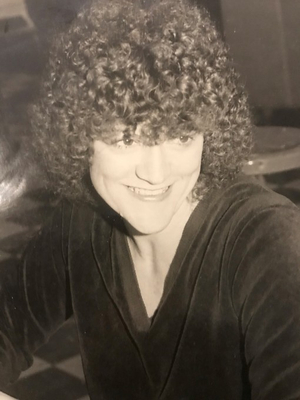 Cynthia Mixon